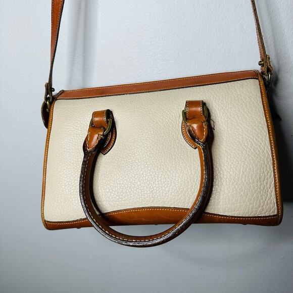 Vintage DOONEY & BOURKE Bone White Tan 1980s Leather Crossbody Straps Handbag - Picture 11 of 14